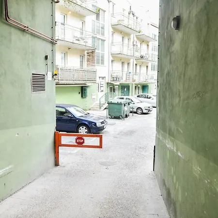 Madea 35 Apartment *